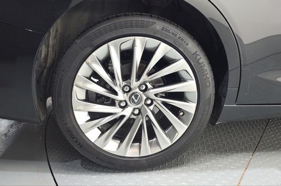 Lexus ES Executive — пробег 120 894 км — фото 5 из 5