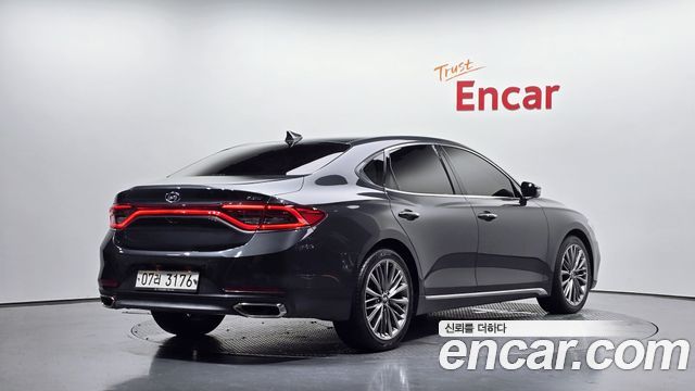 Hyundai Grandeur 2.2 Diesel Premium Special — пробег 86 950 км — фото 2 из 5