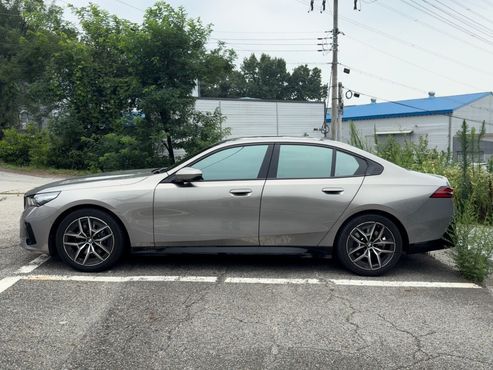 BMW 5-Series 520i M Sport — пробег 10 000 км — фото 3 из 5
