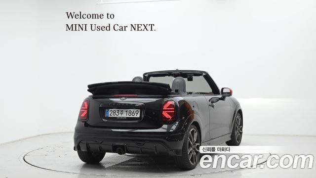 Mini Cooper Convertible JCW — пробег 11 860 км — фото 2 из 5