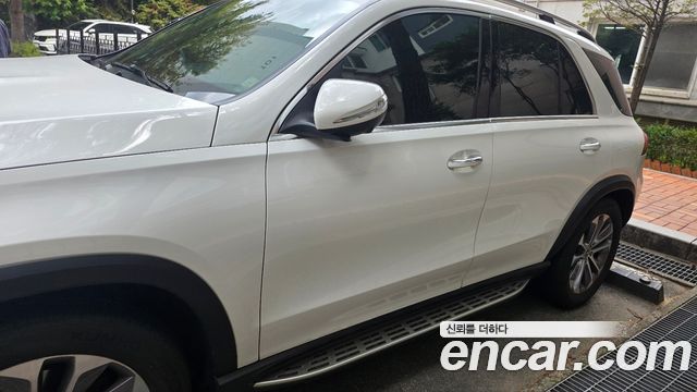 Mercedes-Benz GLE-Class GLE300d 4MATIC — пробег 52 307 км — фото 5 из 5