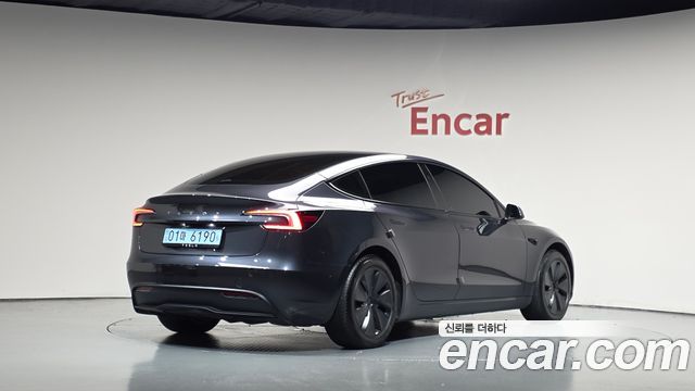 Tesla Model 3 RWD — пробег 12 988 км — фото 2 из 5