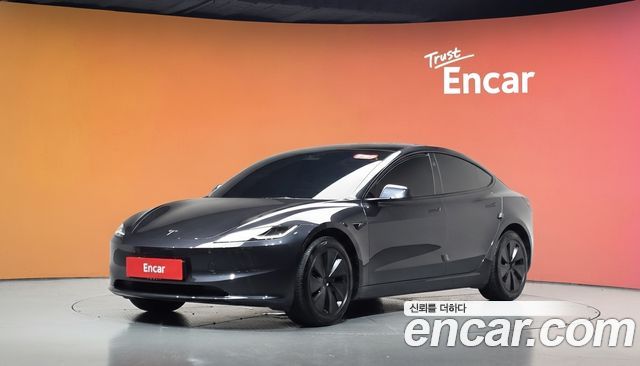 Tesla Model 3 RWD — пробег 12 988 км — фото 1 из 5