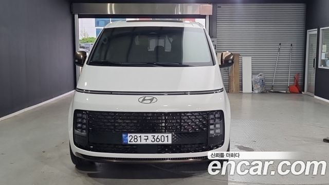 Hyundai Staria HEV 1.6 Lounge 7-Seater Inspiration — пробег 52 019 км — фото 1 из 5