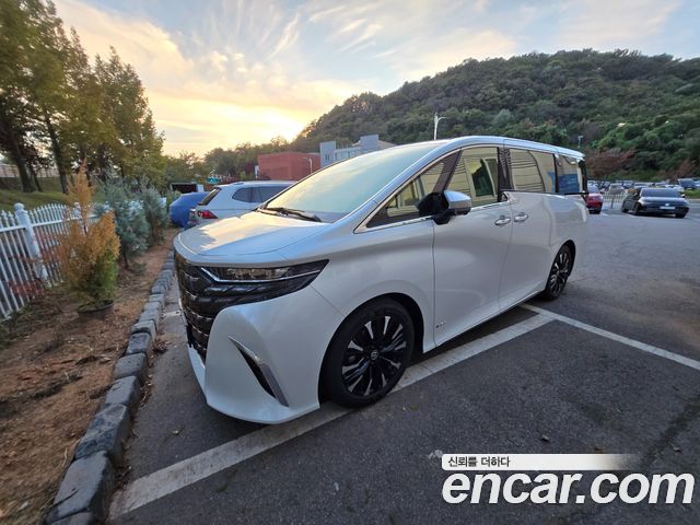 Toyota Alphard 2.5 HEV Premium AWD — пробег 19 024 км — фото 2 из 5