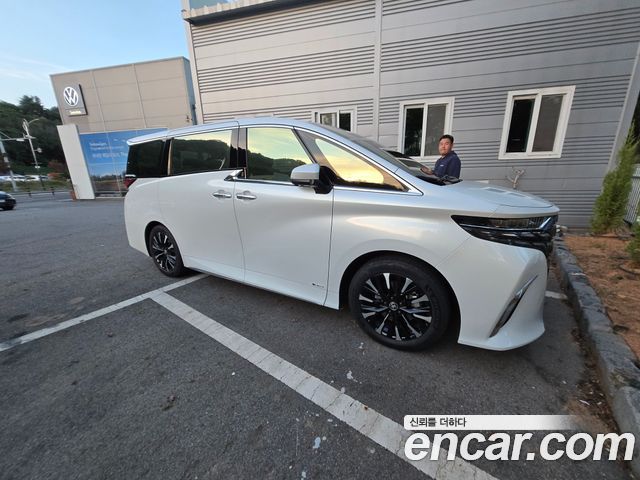 Toyota Alphard 2.5 HEV Premium AWD — пробег 19 024 км — фото 3 из 5