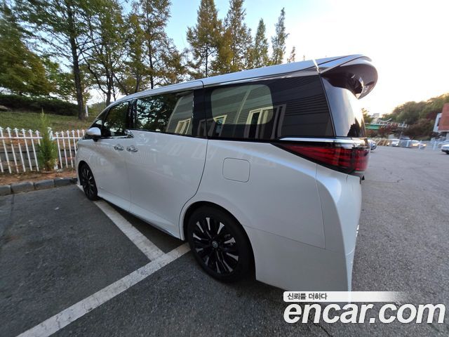 Toyota Alphard 2.5 HEV Premium AWD — пробег 19 024 км — фото 4 из 5