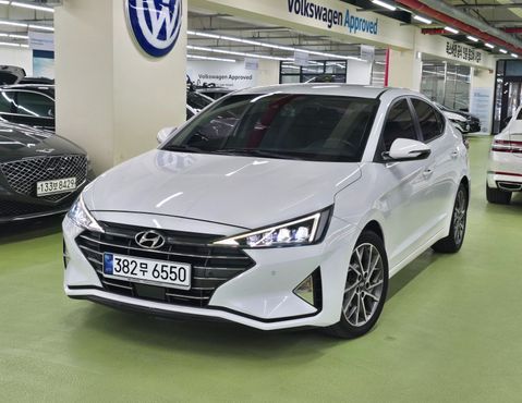 Hyundai AVANTE 1.6 Smart — пробег 109 000 км — фото 1 из 5