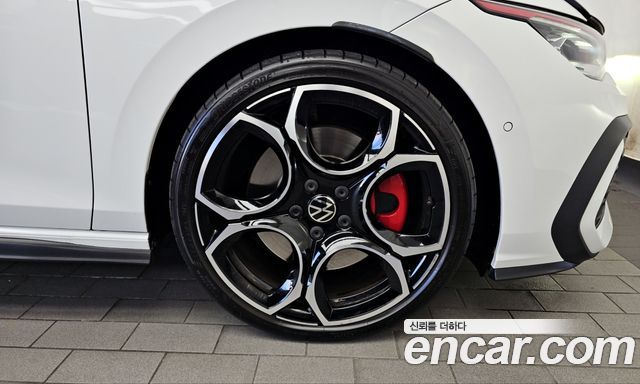 Volkswagen Golf 2.0 GTI — пробег 21 022 км — фото 5 из 5