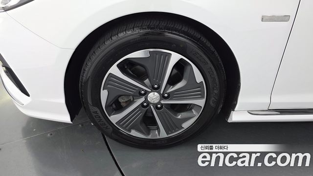 Hyundai Sonata Premium — пробег 187 107 км — фото 5 из 5