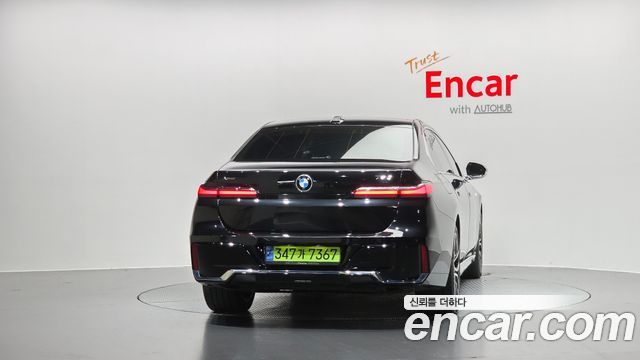 BMW 7-Series 740i xDrive M Sport — пробег 77 816 км — фото 4 из 5