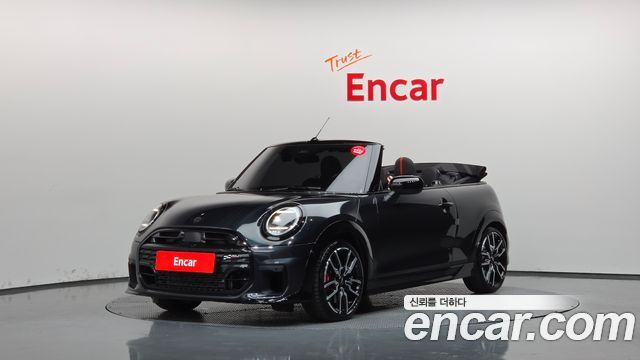 Mini Cooper Convertible JCW — пробег 2 111 км — фото 1 из 5