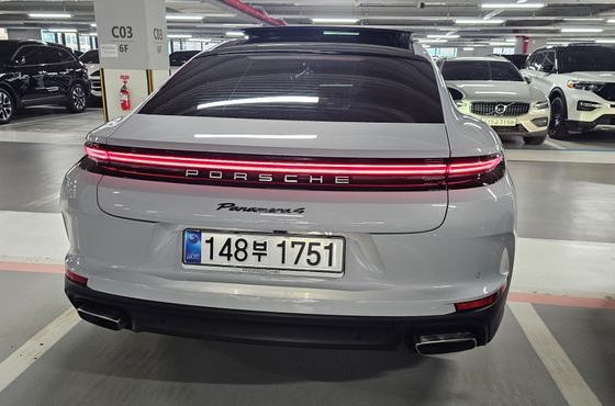 Porsche Panamera 2.9 AWD E-Hybrid — пробег 15 573 км — фото 3 из 5