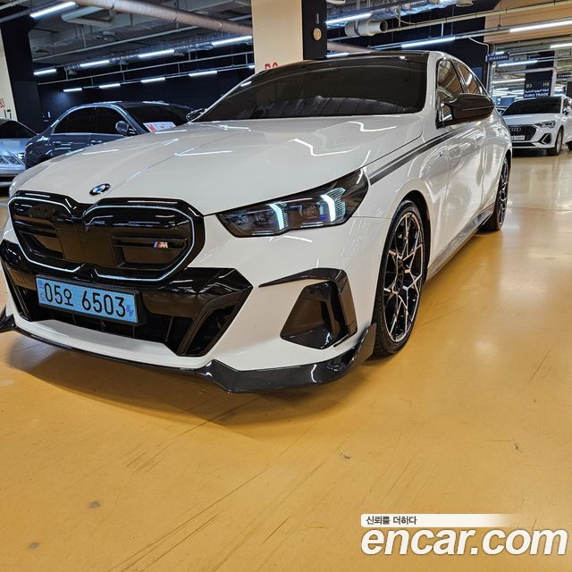 BMW i5 M60 xDrive — пробег 30 118 км — фото 2 из 5