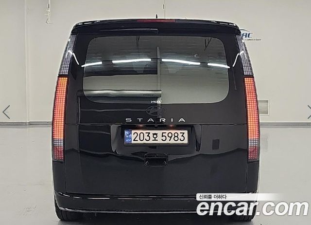 Hyundai Staria HEV 1.6 Lounge 9-Seater Inspiration — пробег 130 593 км — фото 4 из 5