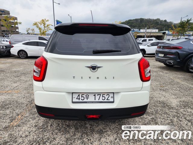 Ssangyong TIBOLI из Кореи Encar