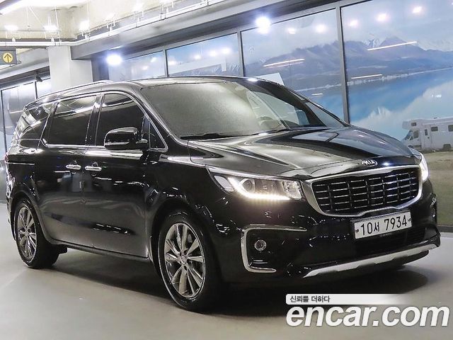 Kia Carnival из Кореи Encar