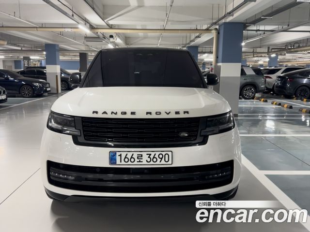 Land Rover Range Rover P530 Autobiography Long Wheel Base — пробег 30 000 км — фото 1 из 5