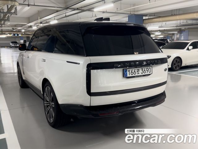 Land Rover Range Rover P530 Autobiography Long Wheel Base — пробег 30 000 км — фото 4 из 5