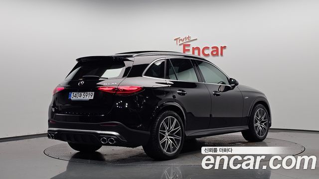 Mercedes-Benz GLC-Class AMG GLC43 4MATIC — пробег 11 024 км — фото 2 из 5