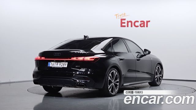 Audi A5 40 TFSI Quattro S Line Black Edition — пробег 22 359 км — фото 2 из 5