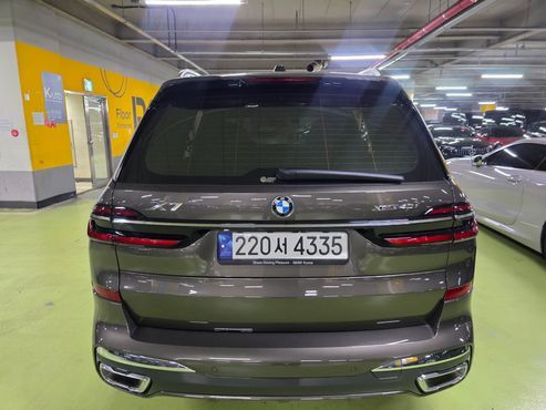 BMW X7 xDrive 40i M Sport 6STR — пробег 4 300 км — фото 5 из 5