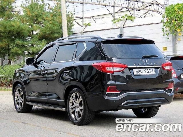 Ssangyong Rexton из Кореи Encar