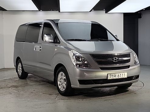 Hyundai Starex 12-Seater Wagon CVX Deluxe — пробег 143 278 км — фото 3 из 5