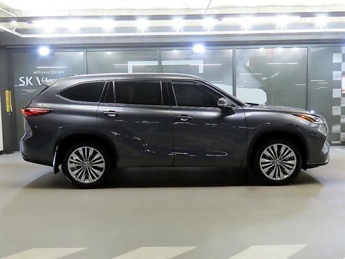 Toyota Highlander 2.5 4WD Platimum — пробег 9 473 км — фото 2 из 5