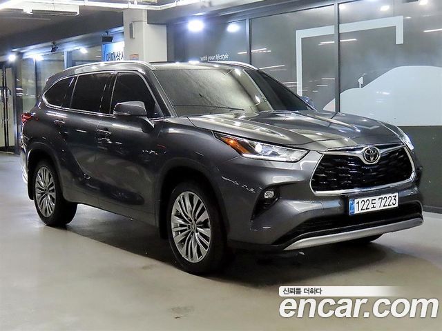 Toyota Highlander 2.5 4WD Platimum — пробег 9 473 км — фото 3 из 5