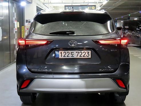 Toyota Highlander 2.5 4WD Platimum — пробег 9 473 км — фото 4 из 5