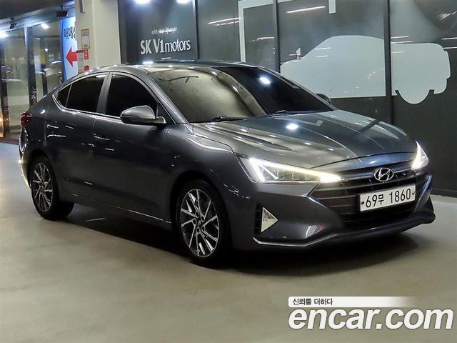 Hyundai AVANTE 1.6 Smart — пробег 176 980 км — фото 2 из 5