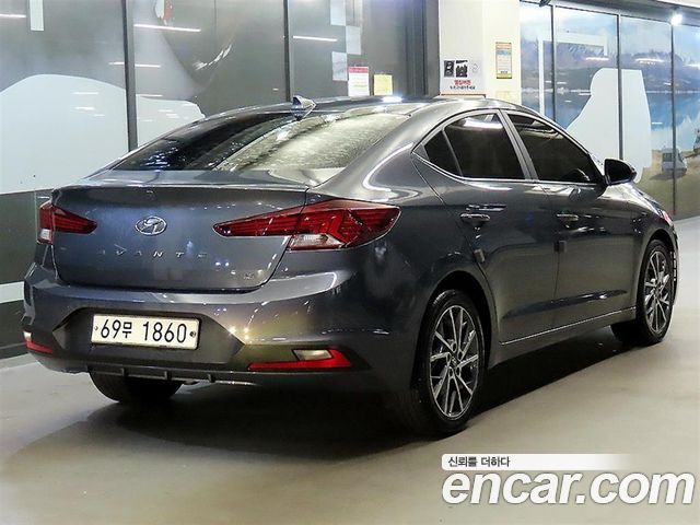 Hyundai AVANTE 1.6 Smart — пробег 176 980 км — фото 5 из 5