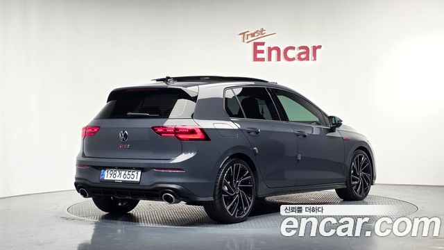 Volkswagen Golf 2.0 GTI — пробег 20 884 км — фото 2 из 5