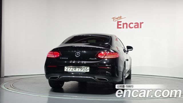 Mercedes-Benz C-Class из Кореи Encar