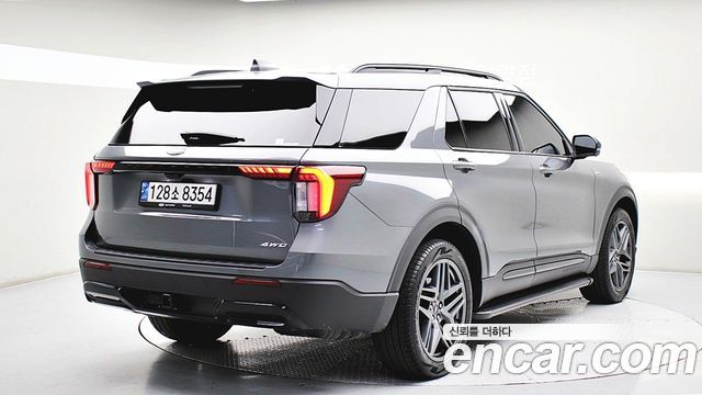 Ford Explorer 2.3 ST-Line 4WD — пробег 11 923 км — фото 4 из 5