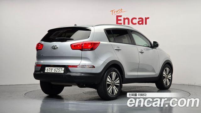 Kia Sportage Diesel 2WD Trendy — пробег 187 360 км — фото 2 из 5
