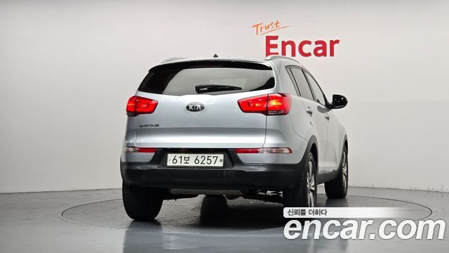 Kia Sportage Diesel 2WD Trendy — пробег 187 360 км — фото 4 из 5
