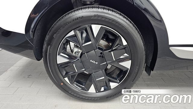 Kia Sportage Gasoline 1.6 Turbo 2WD Noblesse — пробег 24 452 км — фото 5 из 5