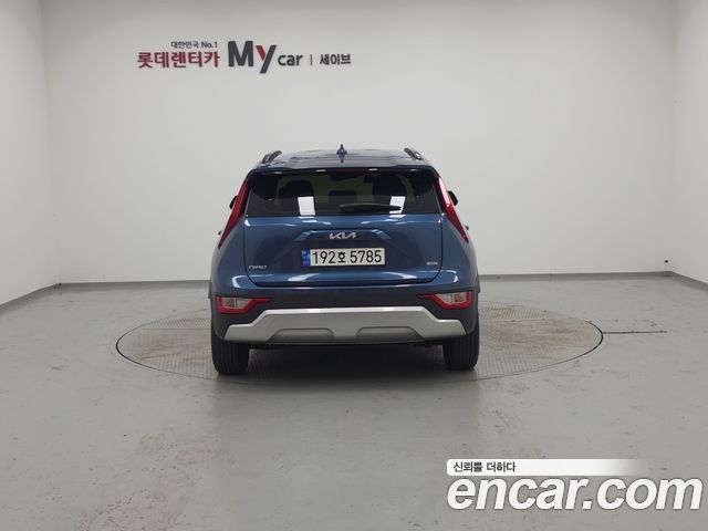 Kia Niro Prestige — пробег 86 981 км — фото 4 из 5