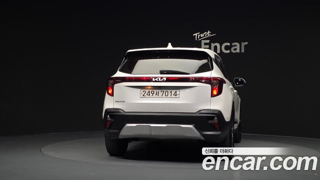 Kia Seltos из Кореи Encar