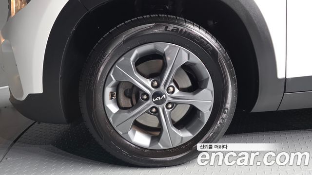 Kia Seltos из Кореи Encar