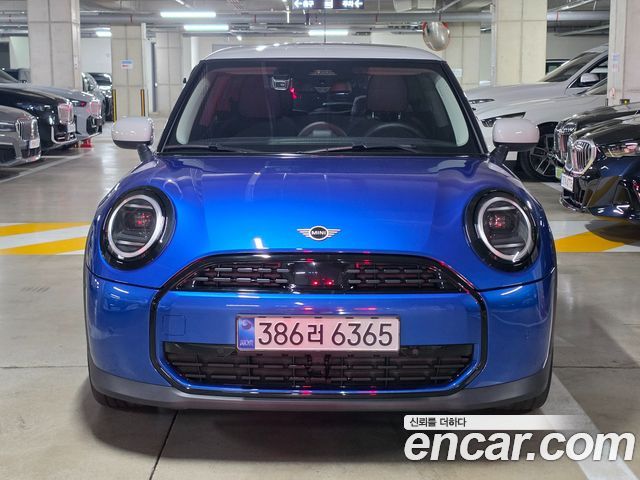 Mini Cooper Classic — пробег 5 700 км — фото 3 из 5