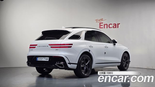 Genesis GV70 2.5T Gasoline AWD — пробег 12 182 км — фото 2 из 5