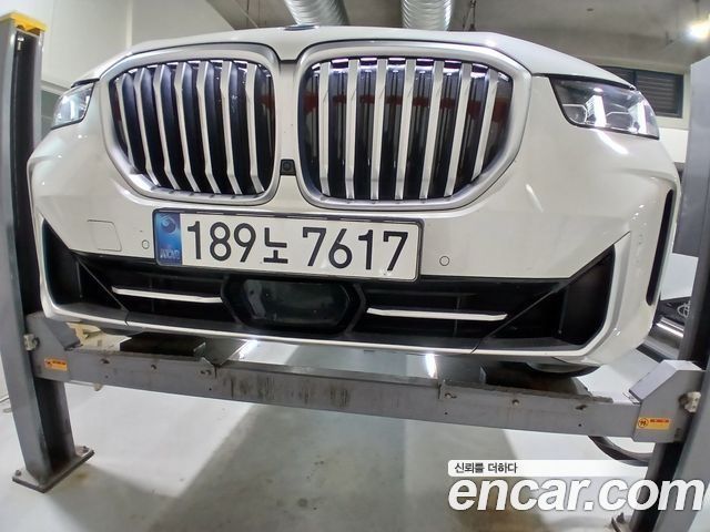 BMW X5 xDrive 50e xLine — пробег 45 884 км — фото 1 из 2