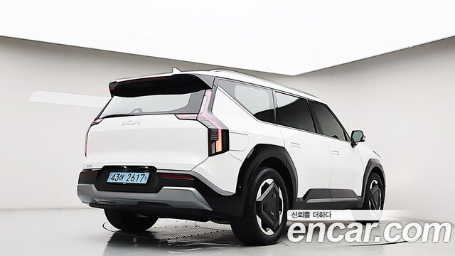 Kia EV9 Long Range 2WD Earth — пробег 54 884 км — фото 4 из 5