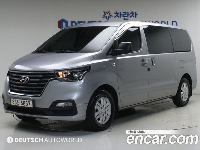 Hyundai Starex Van 3-Seater Smart — пробег 65 465 км — фото 1 из 5