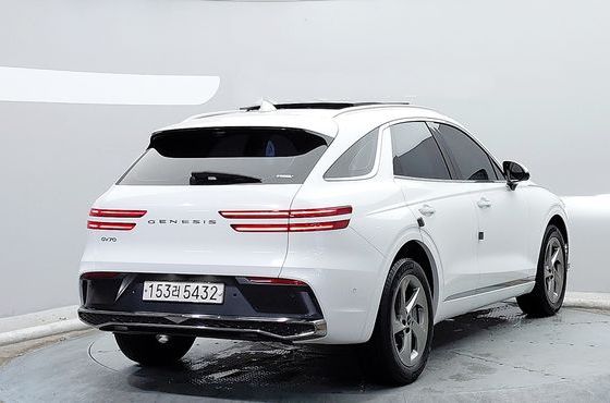 Genesis GV70 2.5T Gasoline 2WD — пробег 15 017 км — фото 4 из 5