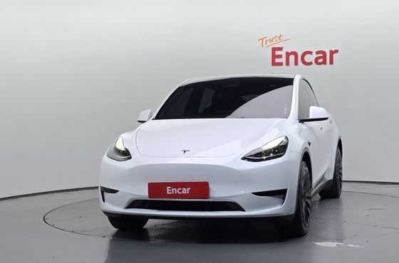 Tesla Model Y RWD — пробег 34 746 км — фото 3 из 5