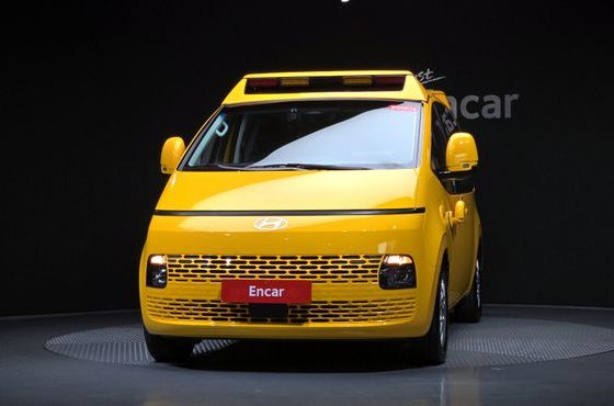 Hyundai Staria L3.5 Kinder Safety Car 15-Seater — пробег 5 368 км — фото 3 из 5